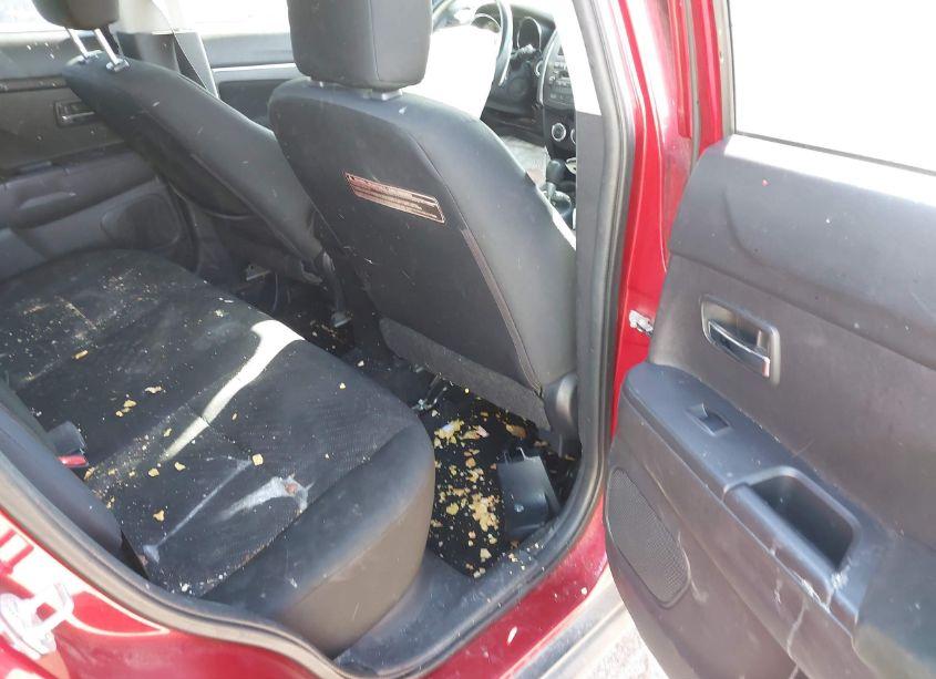 Photo 8 of 2013 Mitsubishi Outlander SPORT SE (VIN 4A4AP4AU9DE019916)