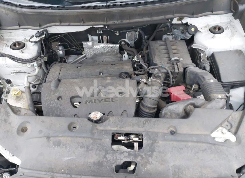 Photo 10 of 2015 Mitsubishi Outlander SPORT SE (VIN 4A4AP4AU9FE002150)