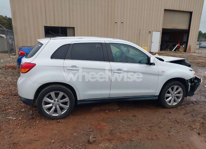 Photo 13 of 2015 Mitsubishi Outlander SPORT SE (VIN 4A4AP4AU9FE002150)