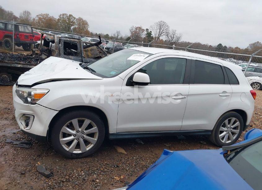 Photo 14 of 2015 Mitsubishi Outlander SPORT SE (VIN 4A4AP4AU9FE002150)