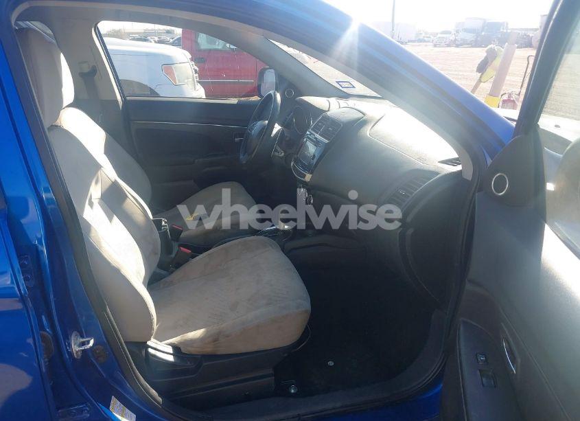 Photo 5 of 2015 Mitsubishi Outlander SPORT SE (VIN 4A4AP4AU9FE034211)