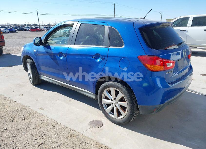 Photo 3 of 2015 Mitsubishi Outlander SPORT SE (VIN 4A4AP4AU9FE038033)