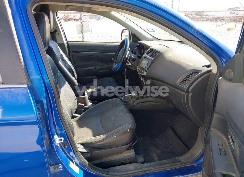 Photo 5 of 2015 Mitsubishi Outlander SPORT SE (VIN 4A4AP4AU9FE038033)