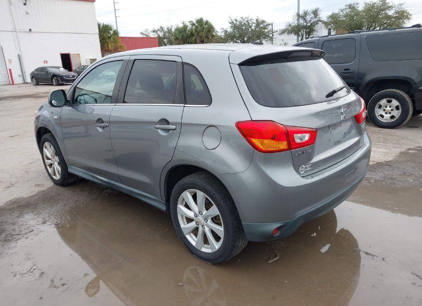 Photo 3 of 2013 Mitsubishi Outlander SPORT SE (VIN 4A4AP4AUXDE002753)