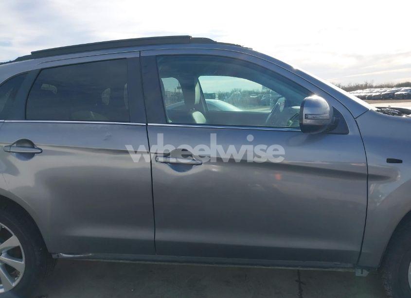 Photo 14 of 2015 Mitsubishi Outlander SPORT (VIN 4A4AP4AW4FE035266)