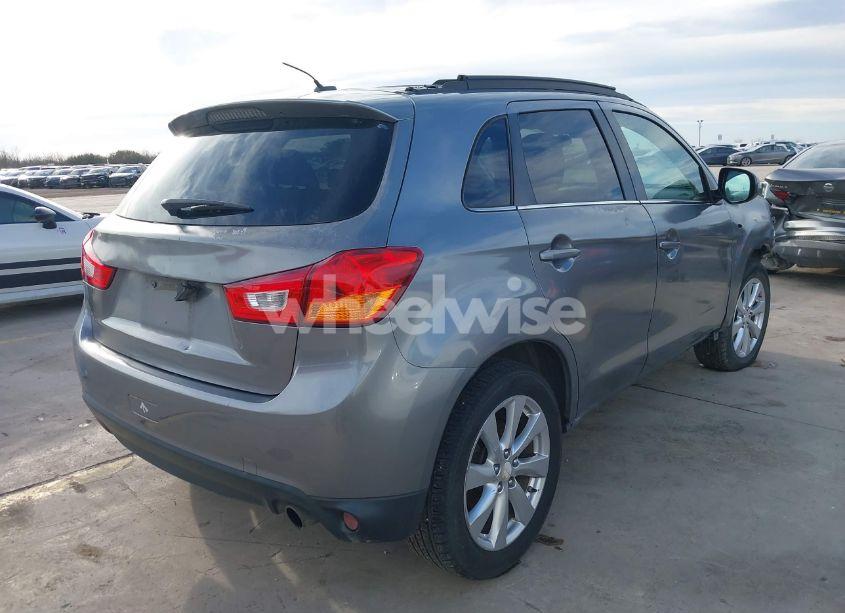 Photo 4 of 2015 Mitsubishi Outlander SPORT (VIN 4A4AP4AW4FE035266)