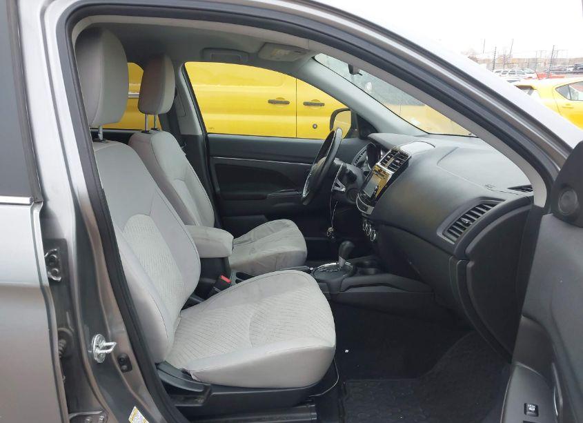 Photo 5 of 2015 Mitsubishi Outlander SPORT GT (VIN 4A4AP4AW5FE055493)