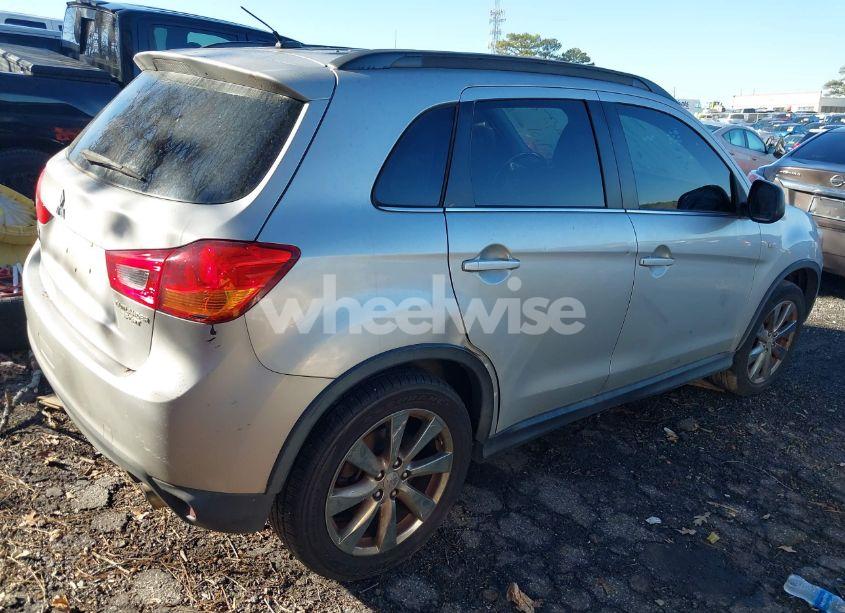 Photo 4 of 2013 Mitsubishi Outlander SPORT LE (VIN 4A4AP5AU1DE017101)