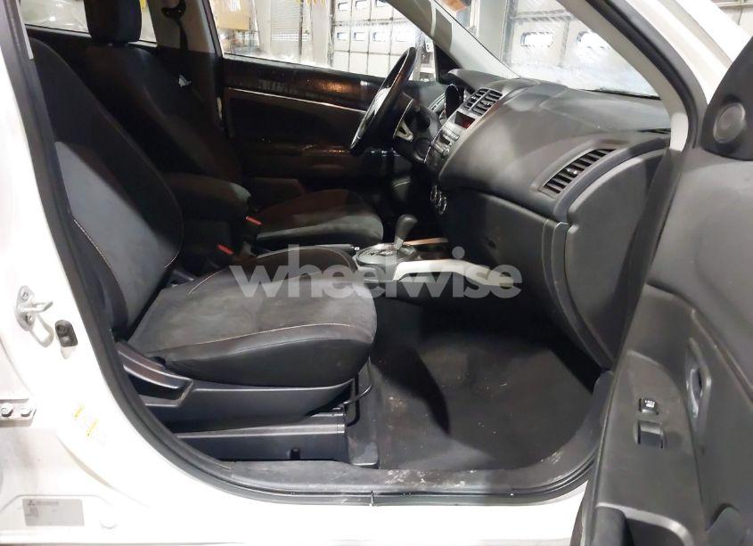 Photo 5 of 2013 Mitsubishi Outlander SPORT LE (VIN 4A4AP5AU1DE024002)