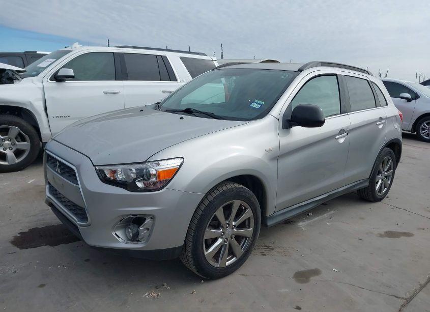 Photo 2 of 2013 Mitsubishi Outlander SPORT LE (VIN 4A4AP5AU9DE018724)