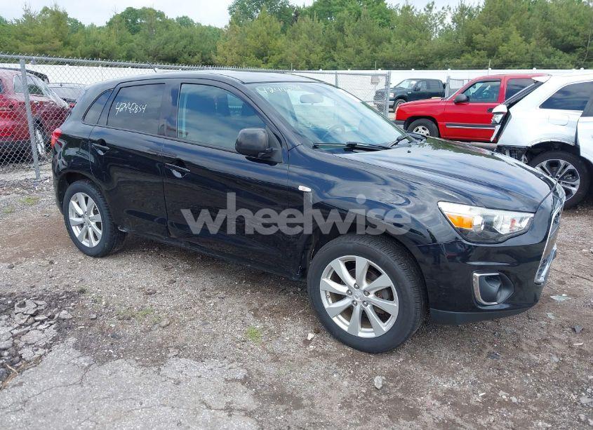 2015 Mitsubishi Outlander SPORT ES (VIN 4A4AR3AU0FE010772) main photo