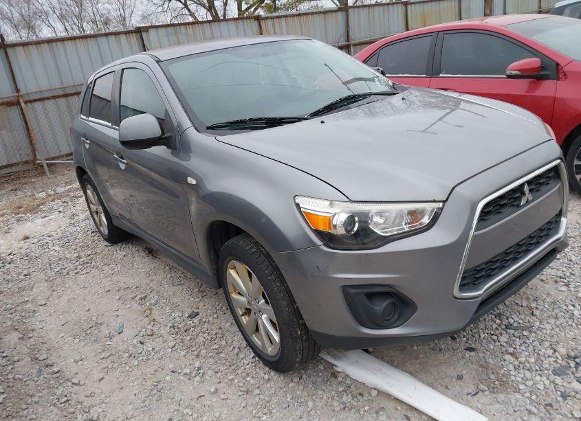 2015 Mitsubishi Outlander SPORT ES (VIN 4A4AR3AU0FE015535) main photo