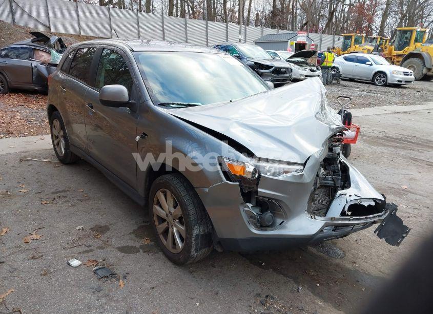 2015 Mitsubishi Outlander SPORT ES (VIN 4A4AR3AU0FE040029) main photo
