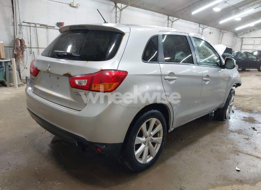 Photo 4 of 2013 Mitsubishi Outlander SPORT ES (VIN 4A4AR3AU1DE015735)