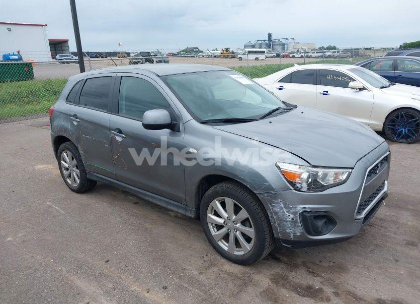 2013 Mitsubishi Outlander SPORT ES (VIN 4A4AR3AU1DE020529) main photo