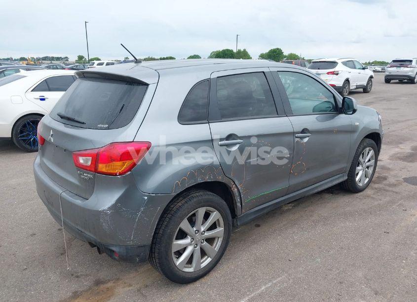 Photo 4 of 2013 Mitsubishi Outlander SPORT ES (VIN 4A4AR3AU1DE020529)