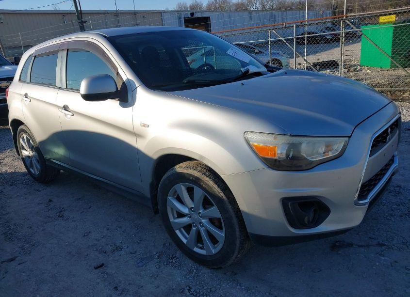 2013 Mitsubishi Outlander SPORT ES (VIN 4A4AR3AU1DE022961) main photo