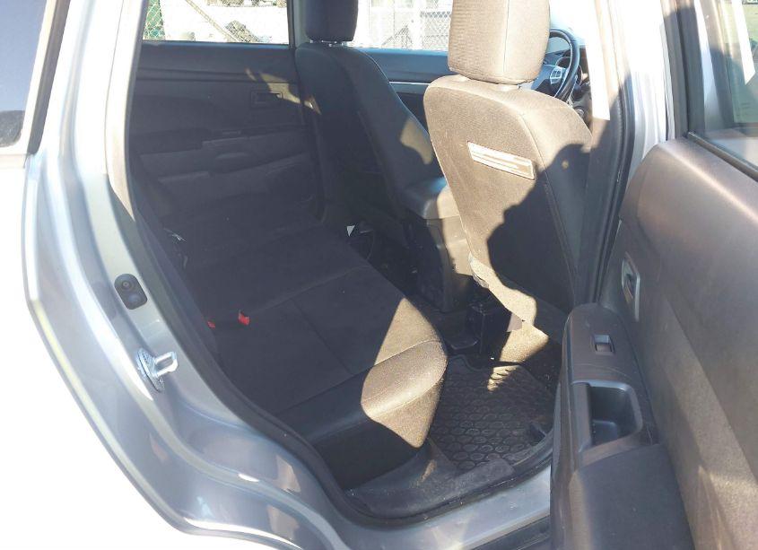 Photo 8 of 2013 Mitsubishi Outlander SPORT ES (VIN 4A4AR3AU1DE022961)