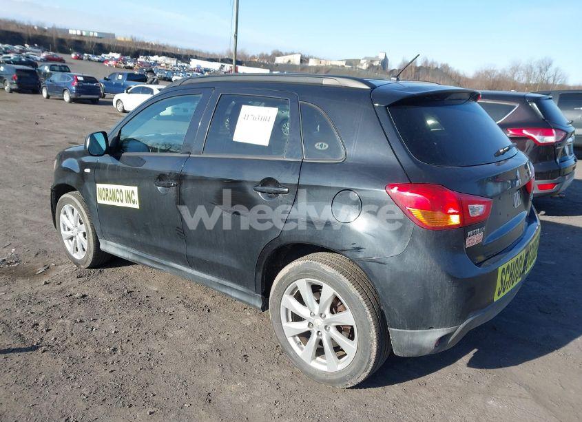 Photo 3 of 2015 Mitsubishi Outlander SPORT ES (VIN 4A4AR3AU1FE006746)