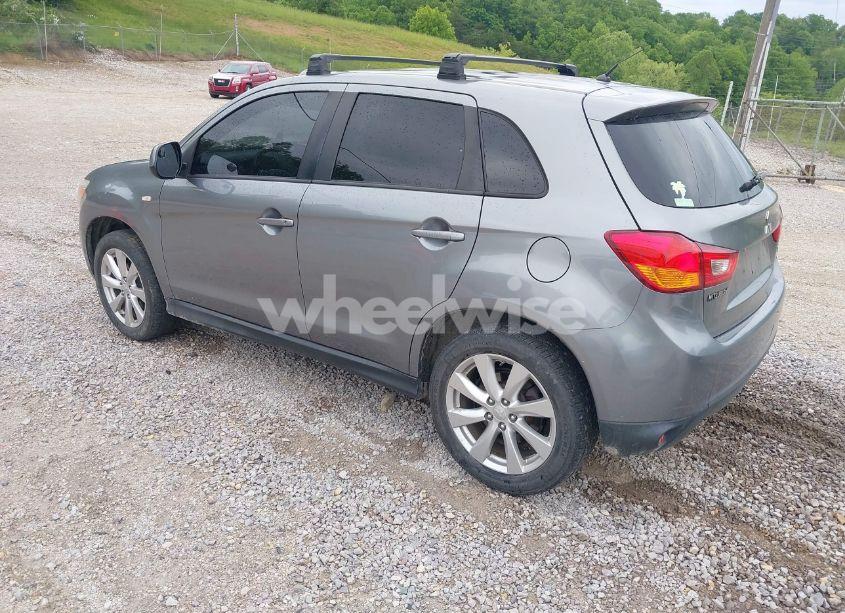 Photo 3 of 2015 Mitsubishi Outlander SPORT ES (VIN 4A4AR3AU1FE008349)