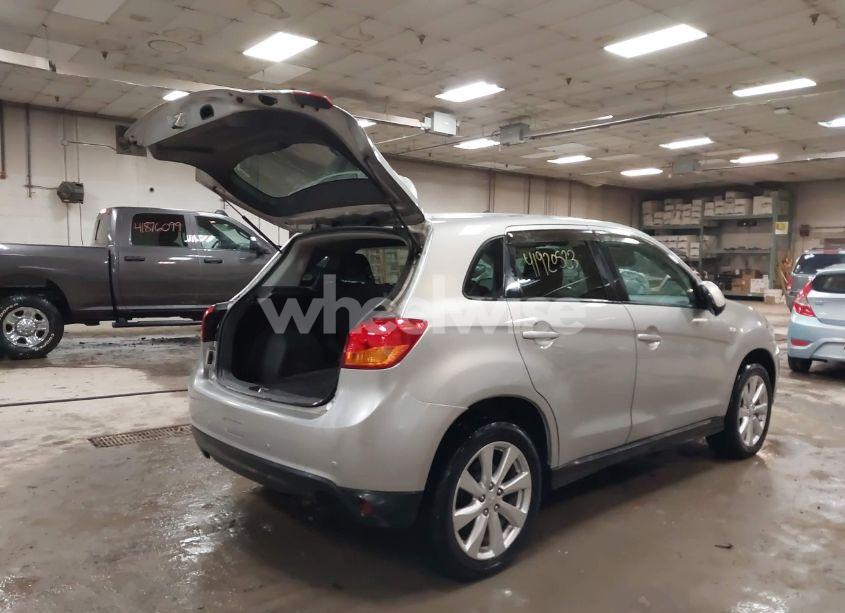 Photo 4 of 2015 Mitsubishi Outlander SPORT ES (VIN 4A4AR3AU1FE043294)