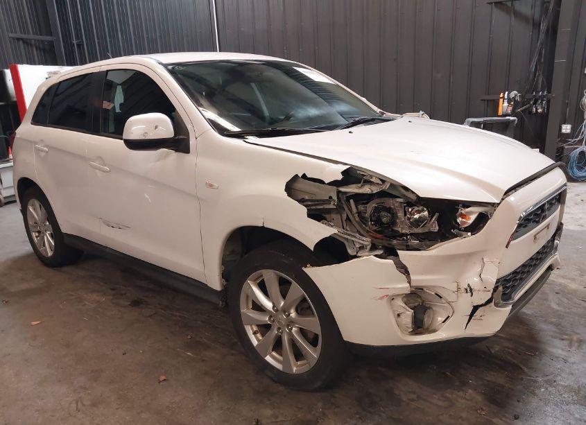 2015 Mitsubishi Outlander SPORT ES (VIN 4A4AR3AU2FE009476) main photo