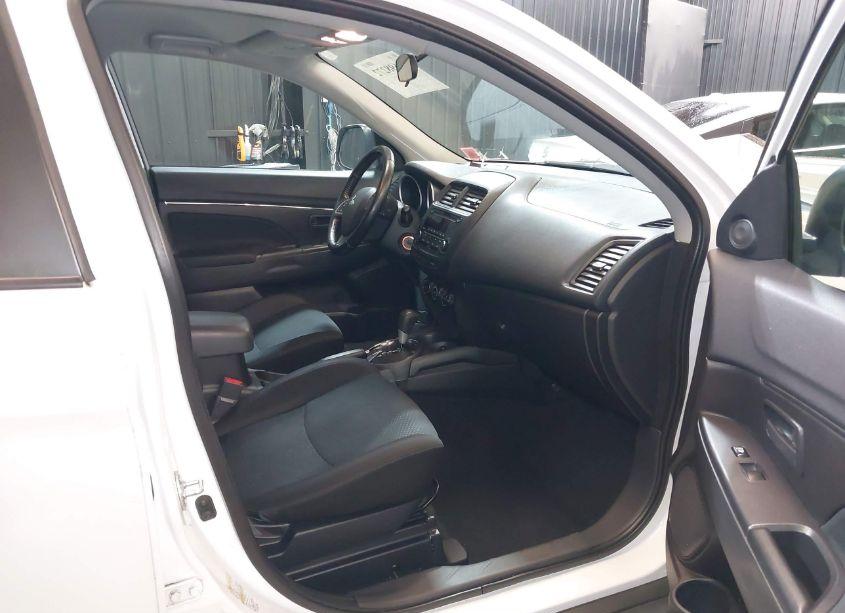 Photo 5 of 2015 Mitsubishi Outlander SPORT ES (VIN 4A4AR3AU2FE009476)