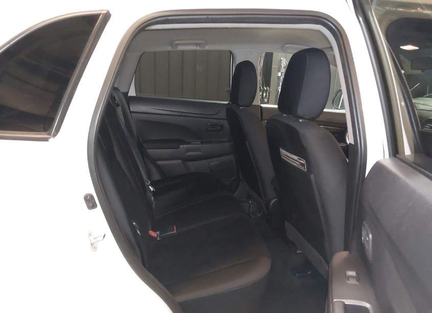 Photo 8 of 2015 Mitsubishi Outlander SPORT ES (VIN 4A4AR3AU2FE009476)