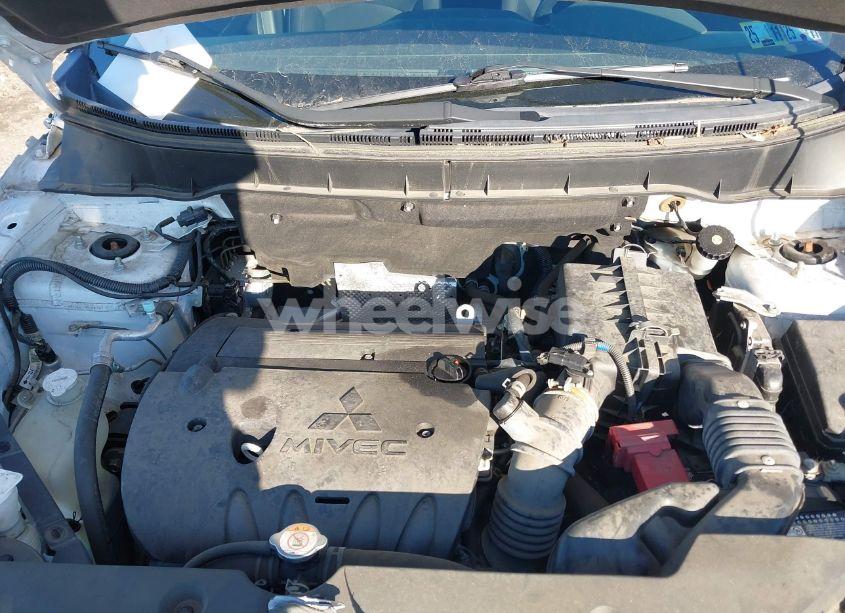 Photo 10 of 2015 Mitsubishi Outlander SPORT ES (VIN 4A4AR3AU2FE044597)