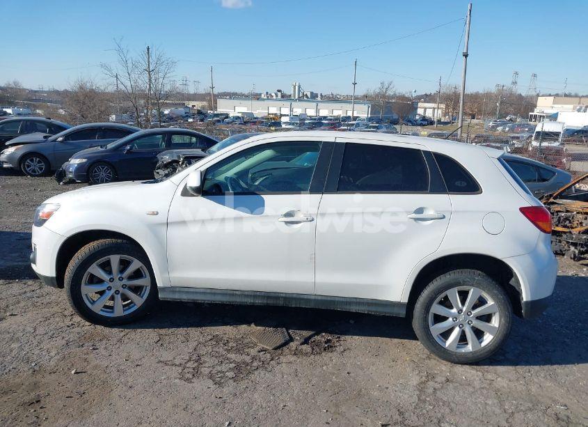 Photo 15 of 2015 Mitsubishi Outlander SPORT ES (VIN 4A4AR3AU2FE044597)