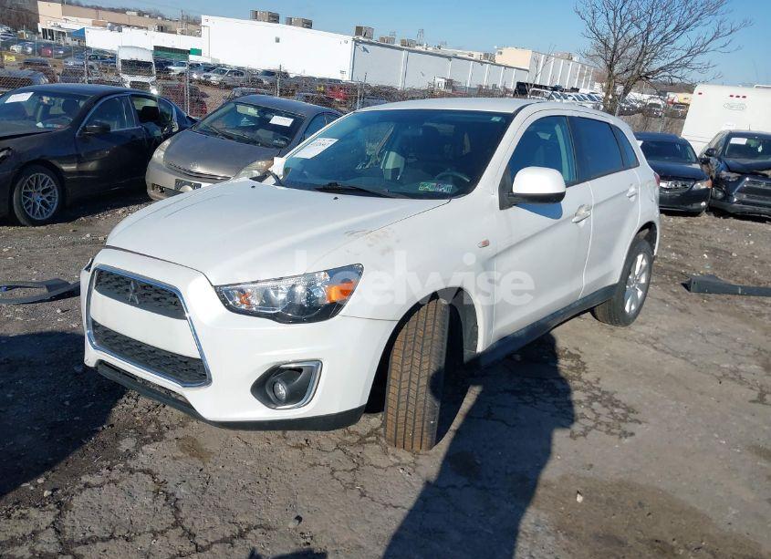 Photo 2 of 2015 Mitsubishi Outlander SPORT ES (VIN 4A4AR3AU2FE044597)