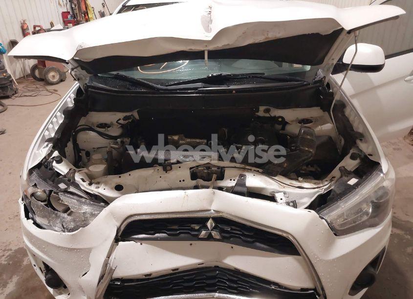 Photo 10 of 2015 Mitsubishi Outlander SPORT ES (VIN 4A4AR3AU2FE062503)