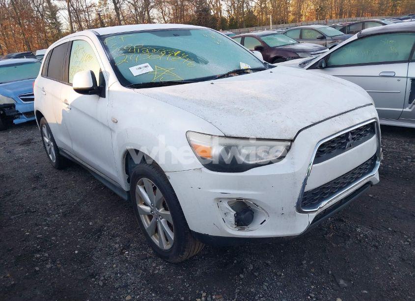 2013 Mitsubishi Outlander SPORT ES (VIN 4A4AR3AU3DE008821) main photo