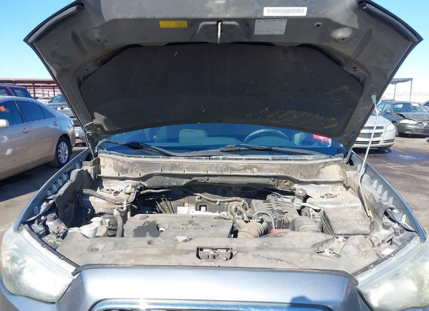 Photo 10 of 2014 Mitsubishi Outlander SPORT ES (VIN 4A4AR3AU4EE032935)