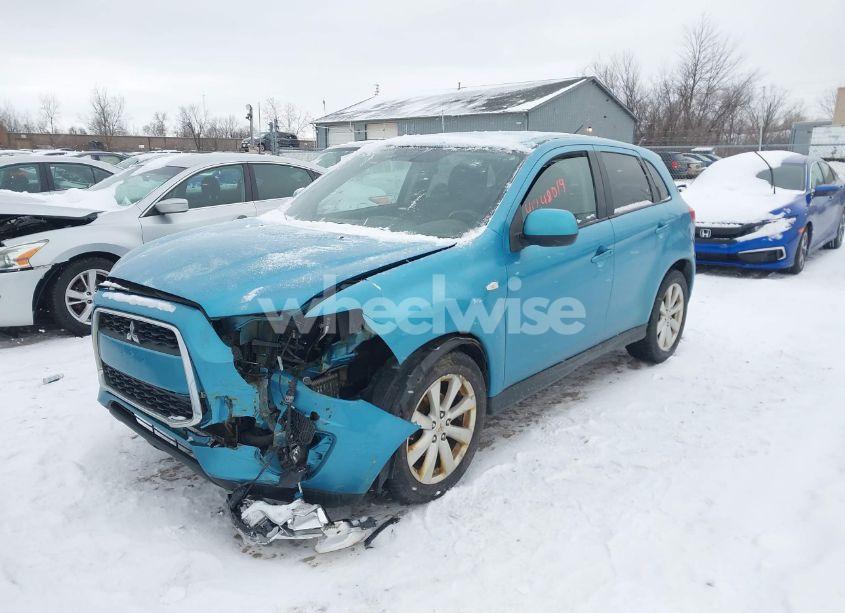 Photo 2 of 2013 Mitsubishi Outlander SPORT ES (VIN 4A4AR3AU5DE008996)