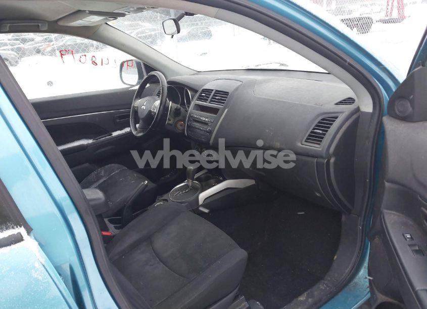 Photo 5 of 2013 Mitsubishi Outlander SPORT ES (VIN 4A4AR3AU5DE008996)