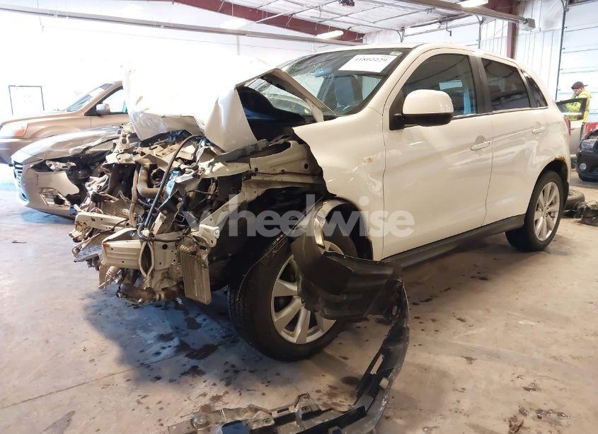 Photo 2 of 2014 Mitsubishi Outlander SPORT ES (VIN 4A4AR3AU5EE028764)