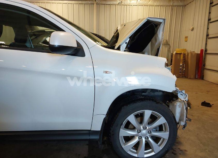 Photo 20 of 2014 Mitsubishi Outlander SPORT ES (VIN 4A4AR3AU5EE028764)