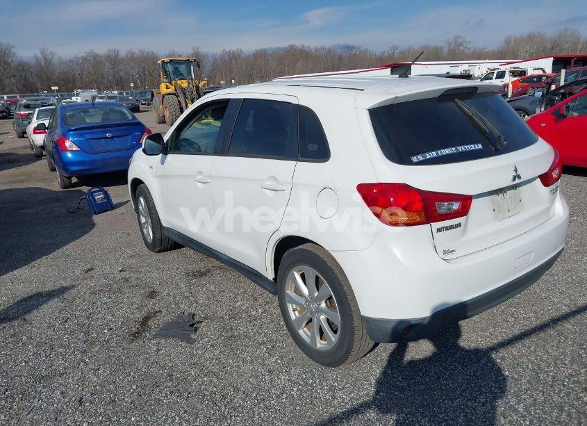 Photo 3 of 2015 Mitsubishi Outlander SPORT ES (VIN 4A4AR3AU5FE017054)