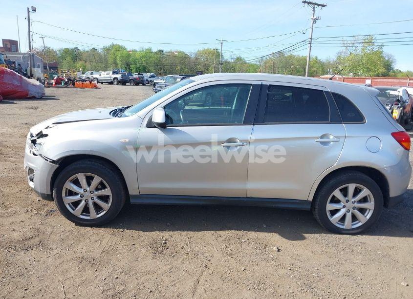 Photo 14 of 2015 Mitsubishi Outlander SPORT ES (VIN 4A4AR3AU5FE029138)