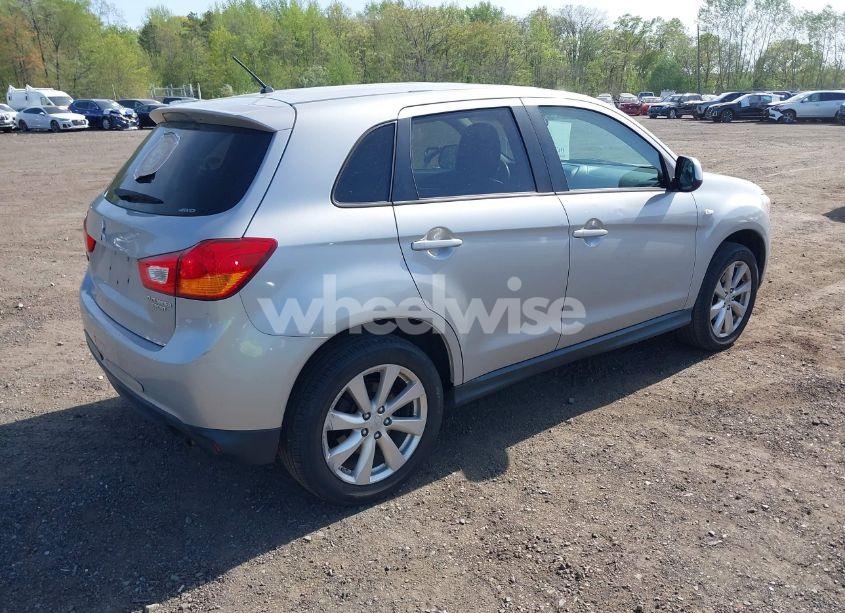Photo 4 of 2015 Mitsubishi Outlander SPORT ES (VIN 4A4AR3AU5FE029138)
