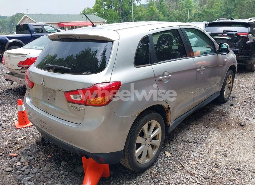 Photo 4 of 2013 Mitsubishi Outlander SPORT ES (VIN 4A4AR3AU6DE007274)