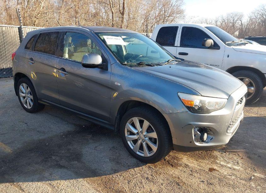 2014 Mitsubishi Outlander SPORT ES (VIN 4A4AR3AU6EE031611) main photo