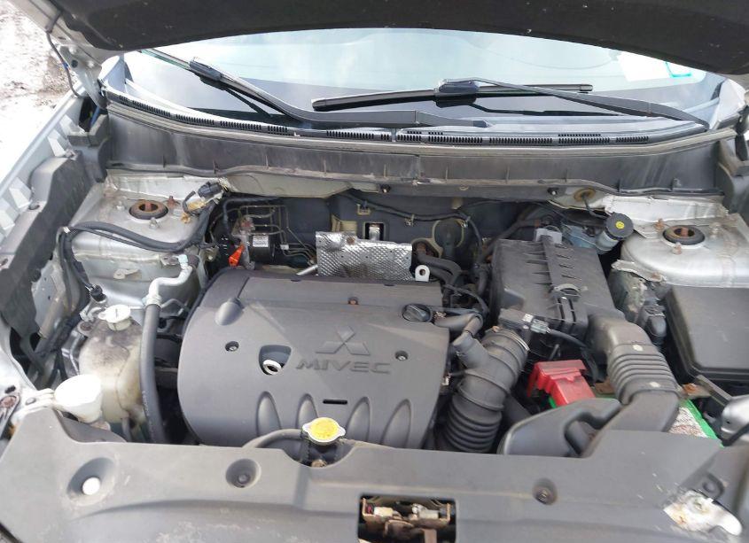 Photo 10 of 2013 Mitsubishi Outlander SPORT ES (VIN 4A4AR3AU7DE005761)