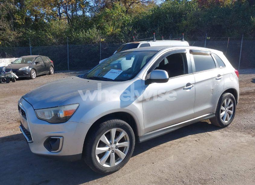 Photo 2 of 2015 Mitsubishi Outlander SPORT ES (VIN 4A4AR3AU7FE002314)