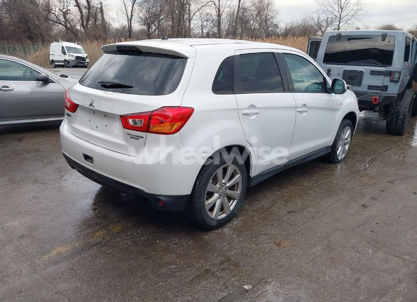 Photo 4 of 2015 Mitsubishi Outlander SPORT ES (VIN 4A4AR3AU8FE022569)