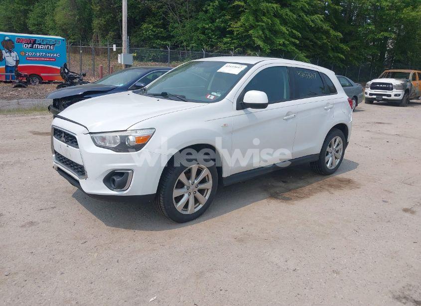 Photo 2 of 2015 Mitsubishi Outlander SPORT ES (VIN 4A4AR3AU8FE057001)
