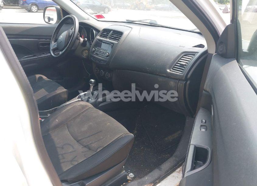 Photo 5 of 2015 Mitsubishi Outlander SPORT ES (VIN 4A4AR3AU8FE057001)