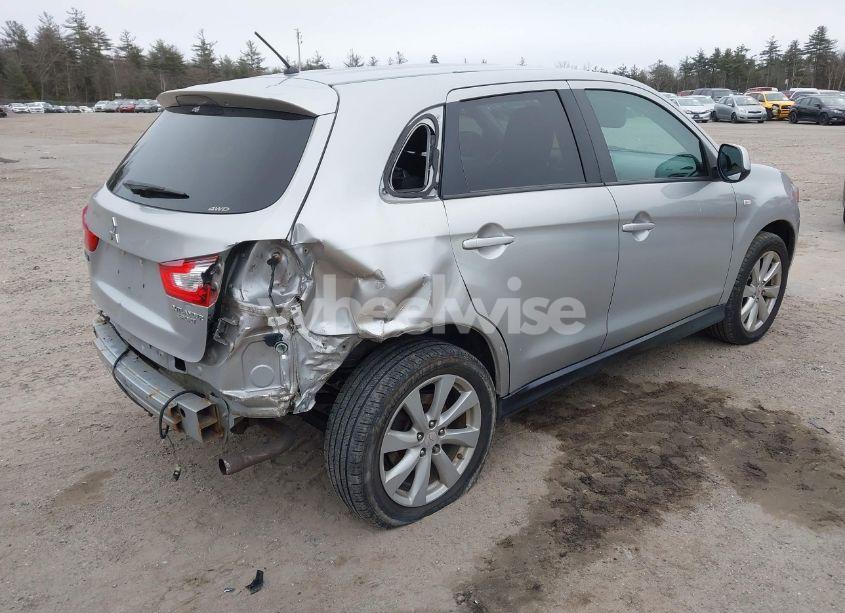 Photo 4 of 2015 Mitsubishi Outlander SPORT ES (VIN 4A4AR3AU8FE058729)