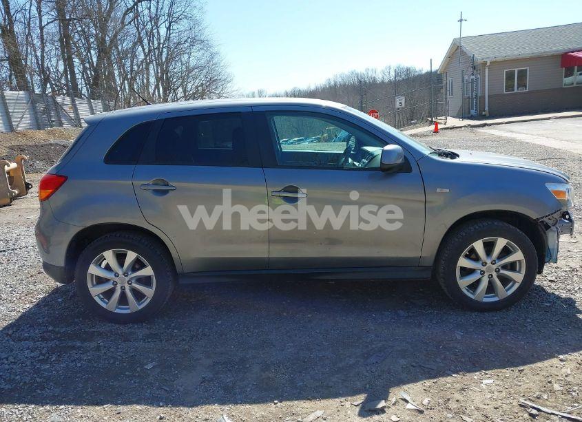 Photo 13 of 2015 Mitsubishi Outlander SPORT ES (VIN 4A4AR3AU9FE008373)